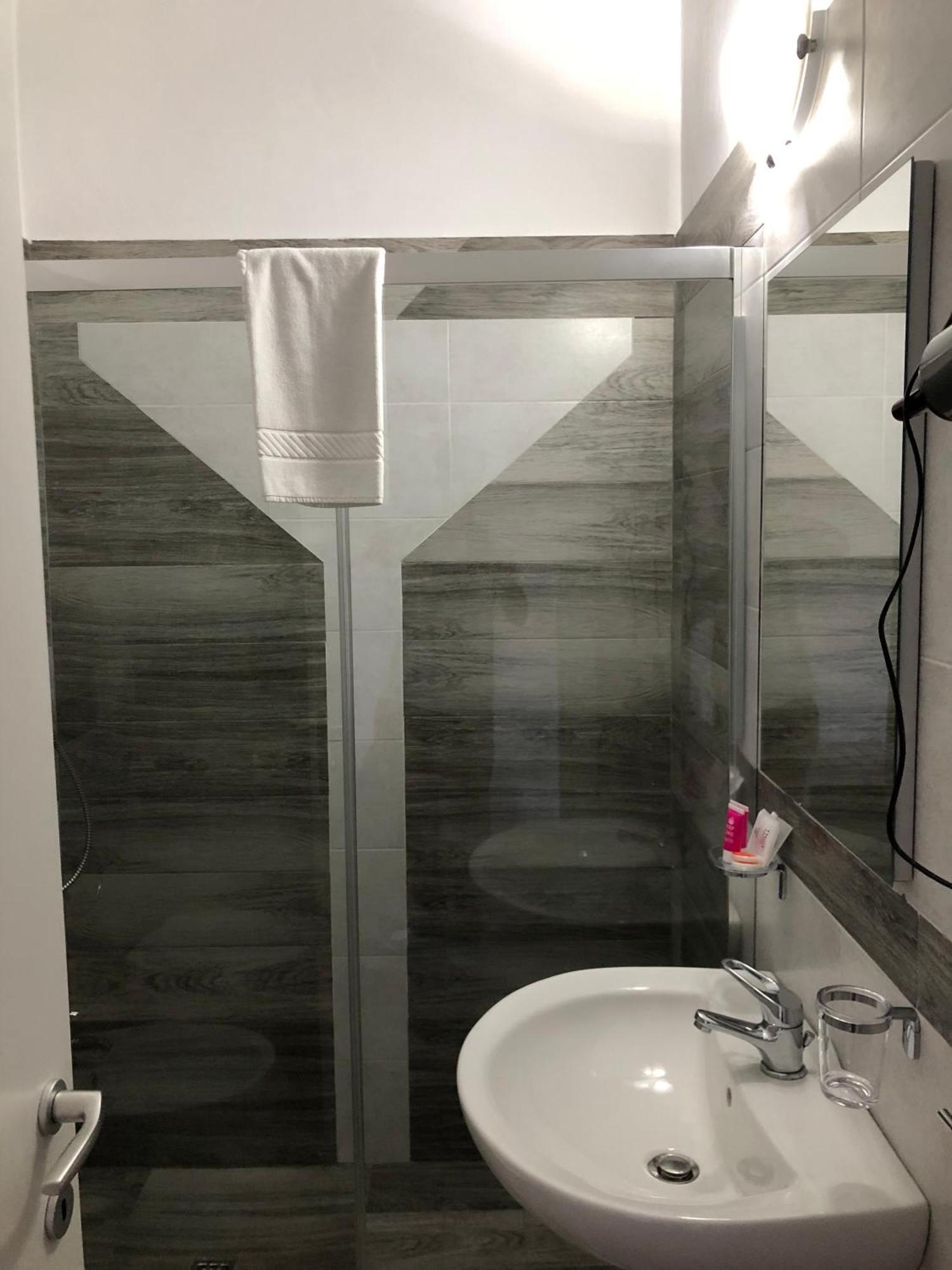 Vinsea Hotel Μπελάρια-Ιτζέα Μαρίνα Εξωτερικό φωτογραφία
